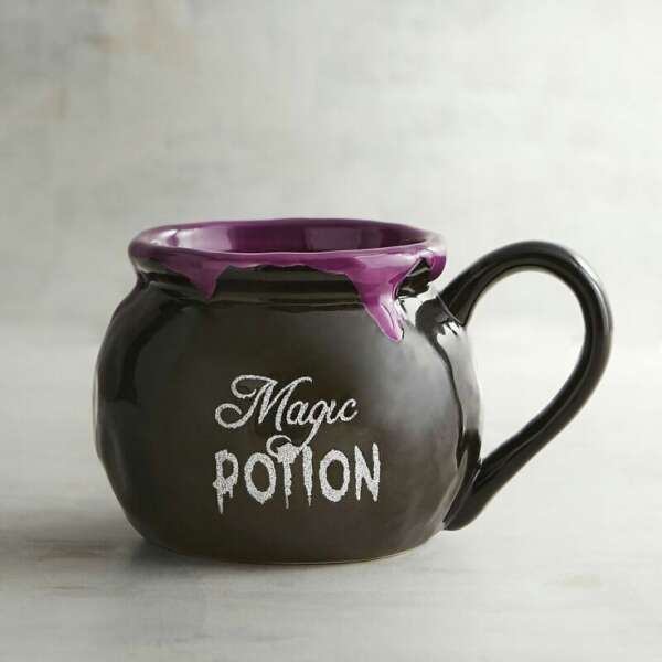 แก้วคุณแม่มด - แก้วเซรามิกสีดำทรงโค้งมน พิมพ์ลาย "Magic Potion"