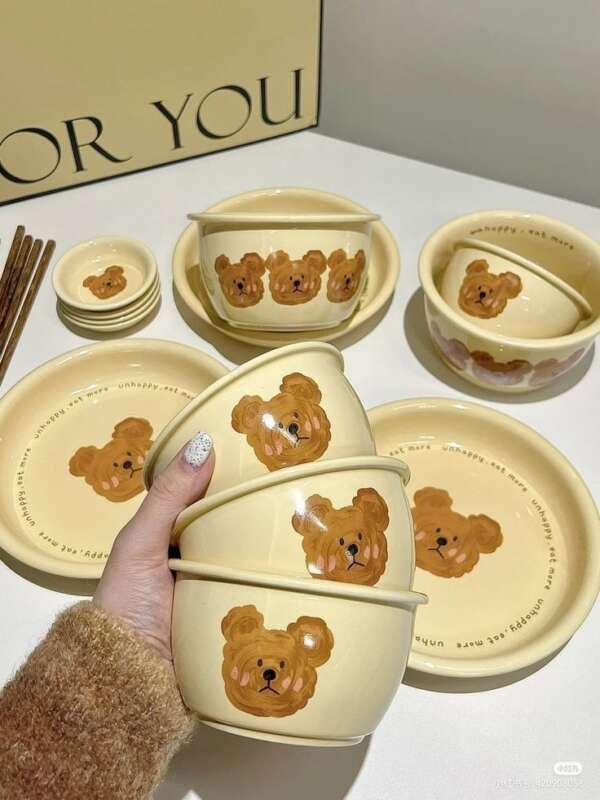 ชุดกล่องข้าวหมีน้อย - กล่องข้าวเซรามิกรูปหมีพร้อมถ้วย